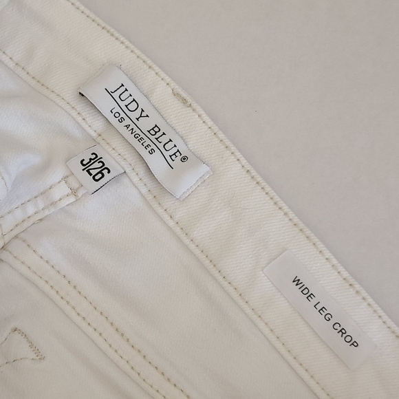 Judy Blue Wide Leg Crop 5 Button Fly Jeans White Sz 3/26 - Picture 6 of 16